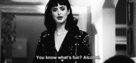 funny-drinking-alcohol-gif-8.gif