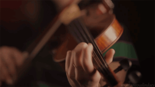 playing-violin-animated-gif-8.gif