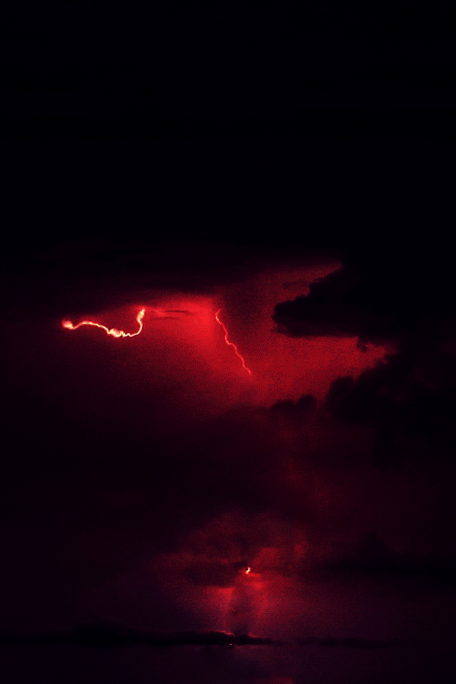 Lightning bolt strike from sky to earth by Headlikeanorange. Bats 