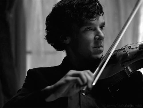 Cumber Batch Sherlock Playing Violin